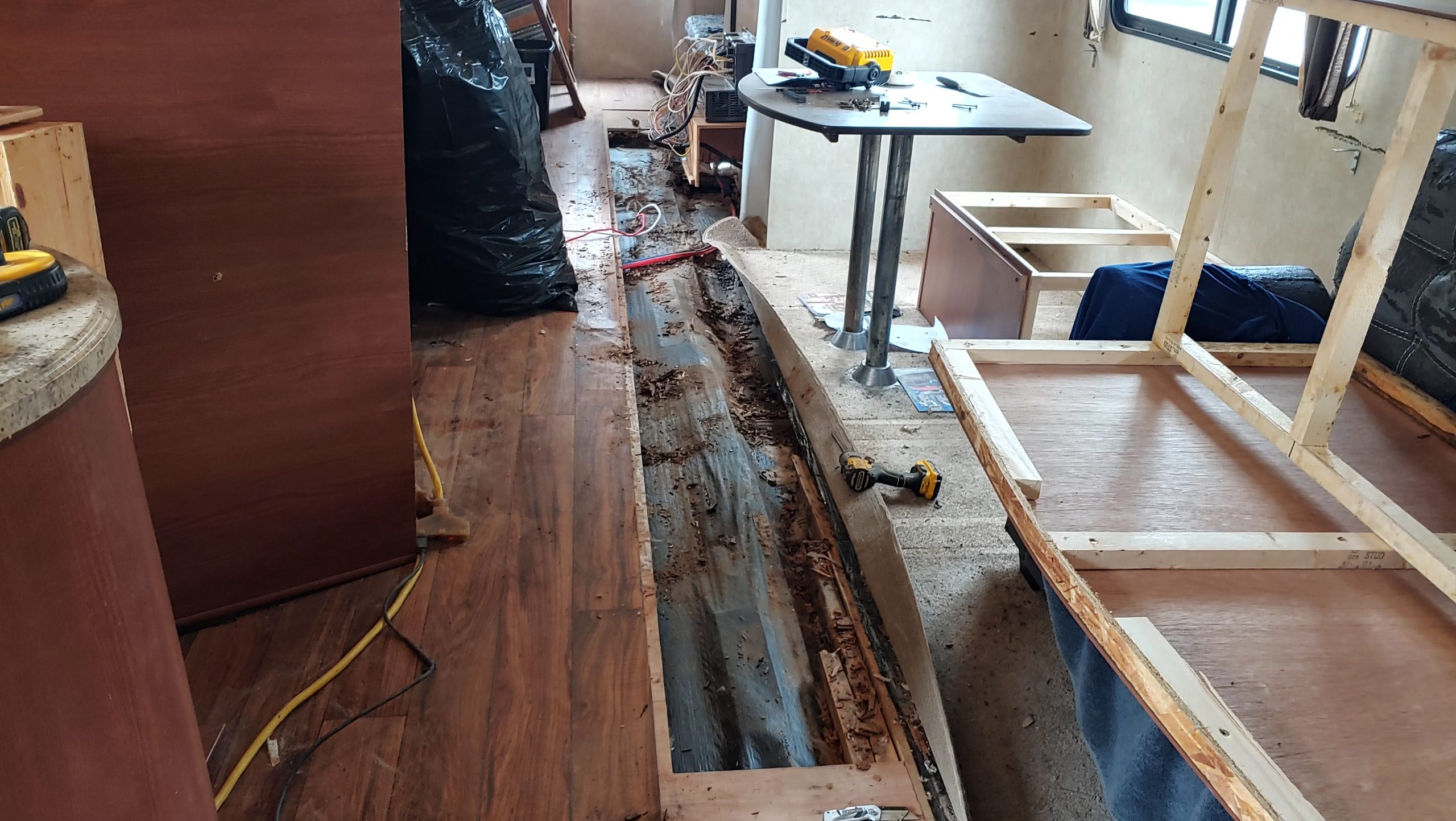 20250130231710_1-floor job 1